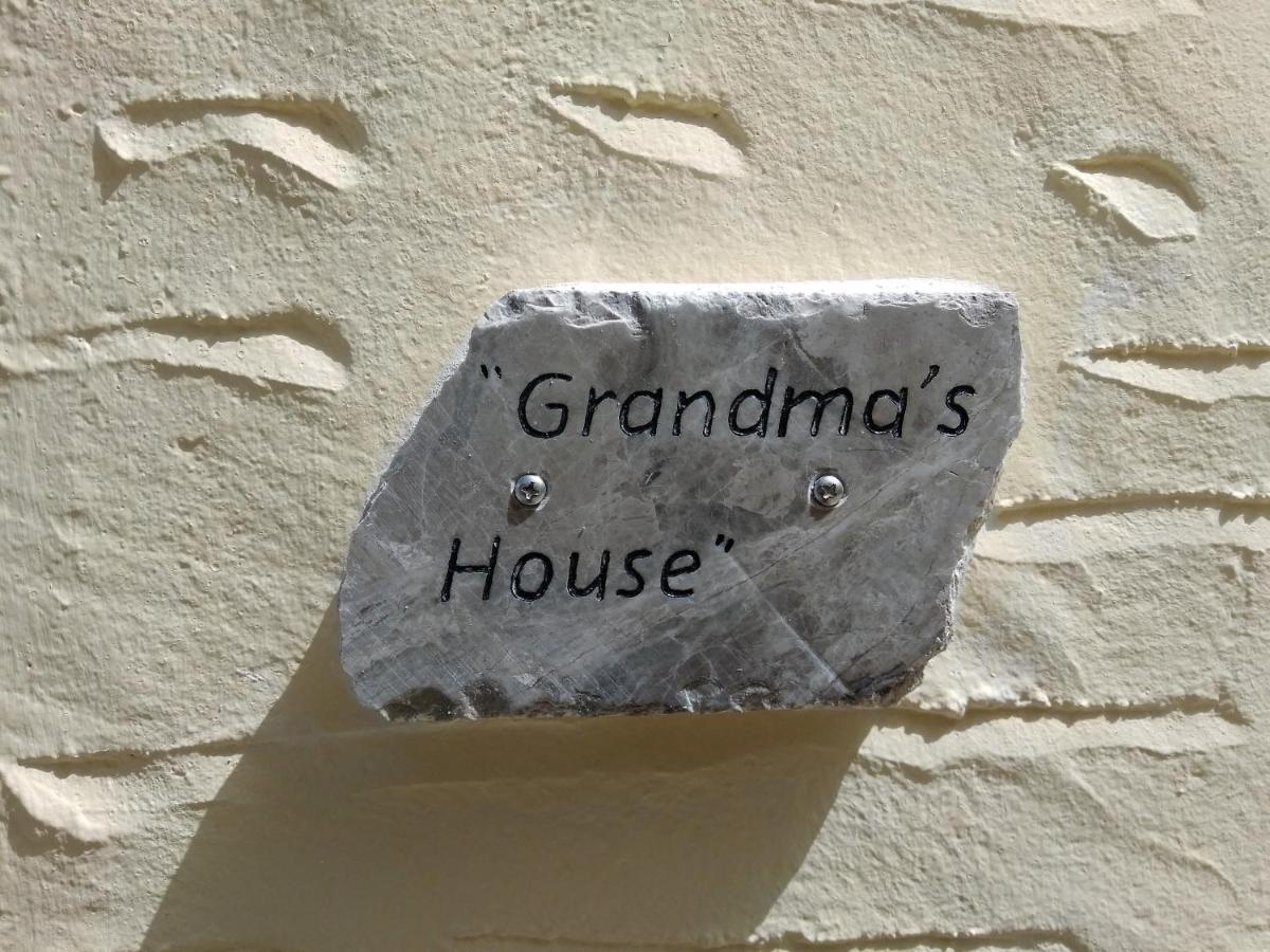 Ferienwohnung Grandma'S House Symi Exterior foto