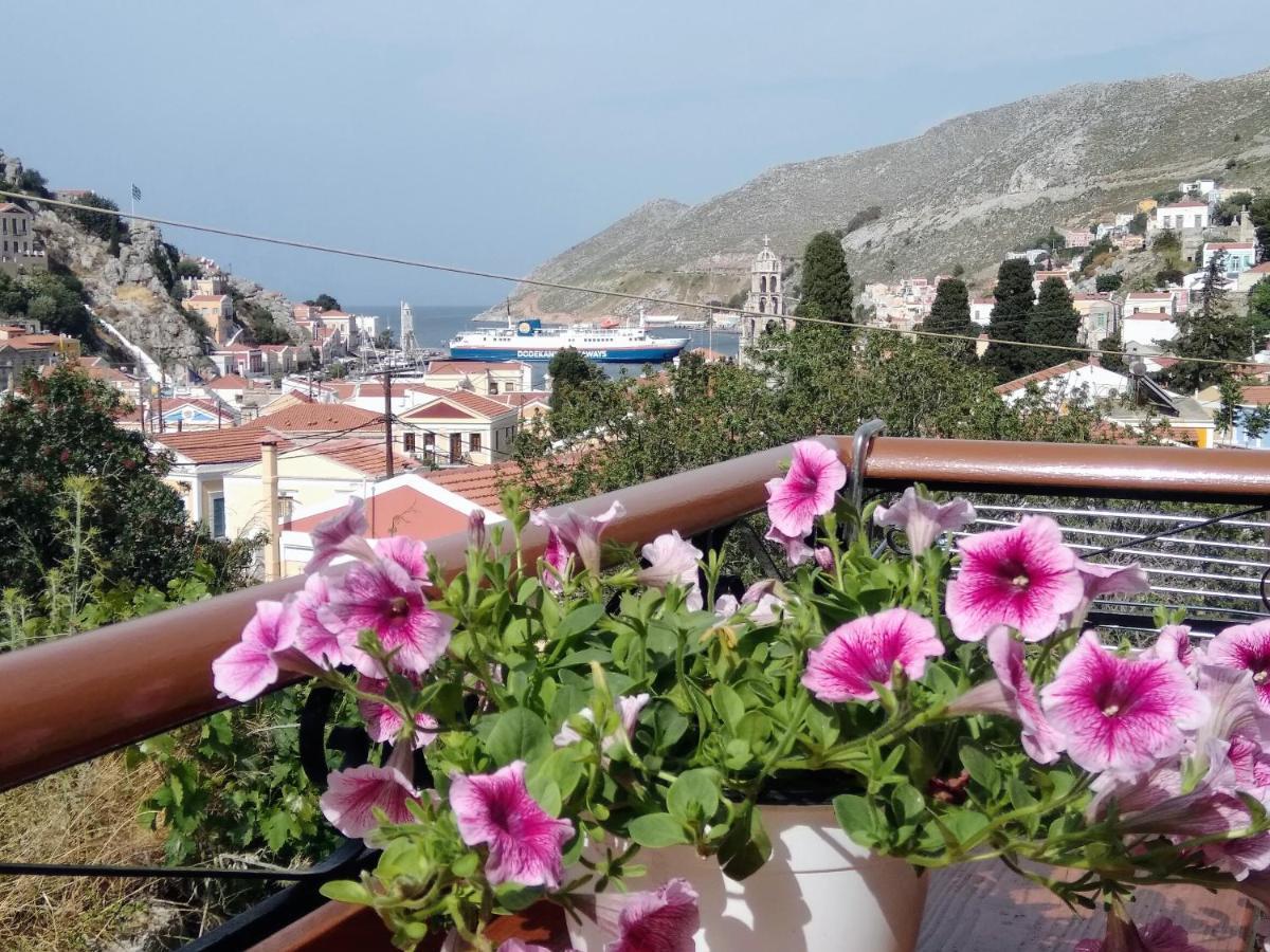 Ferienwohnung Grandma'S House Symi Exterior foto